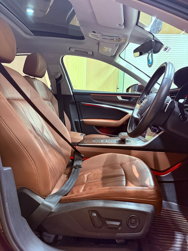 Second-hand 2020 Audi A6 45 TFSI Technology WO Matrix BSVI for sale in Lucknow-10