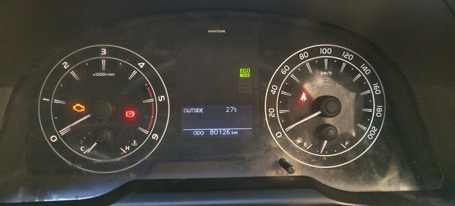 Second-hand 2016 Toyota Innova 2.5 G (Diesel) 7 Seater BS IV for sale in Patna-6