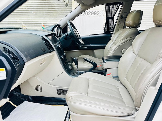 Mahindra XUV500 R W10 FWD Second-hand 2017 Mahindra XUV500 R W10 FWD for sale in Pune-12