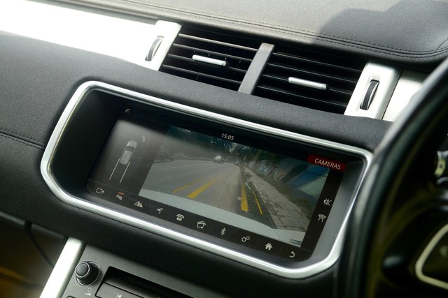 Second-hand 2018 Land Rover Range Rover Evoque 2.0 TD4 HSE for sale in New Delhi-19