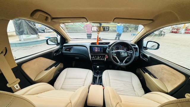 Honda City i DTec V Second-hand 2017 Honda City i DTec V for sale in Lucknow-14