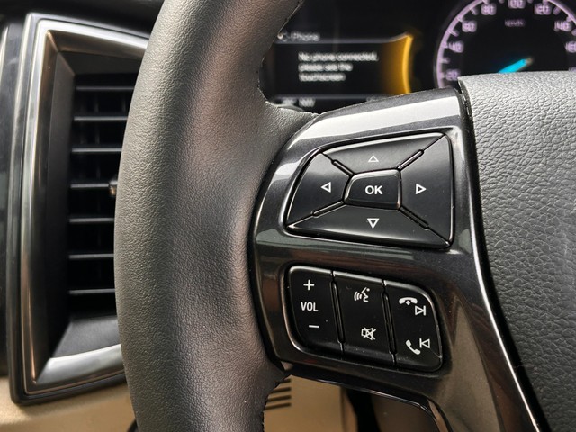 Second-hand 2021 Ford Endeavour Titanium Plus 4X2 AT for sale in New Delhi-16