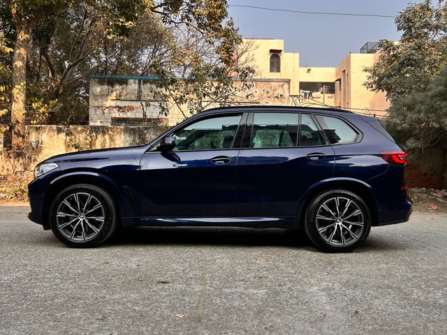 Second-hand 2023 BMW X5 xDrive 40i M Sport for sale in New Delhi-3
