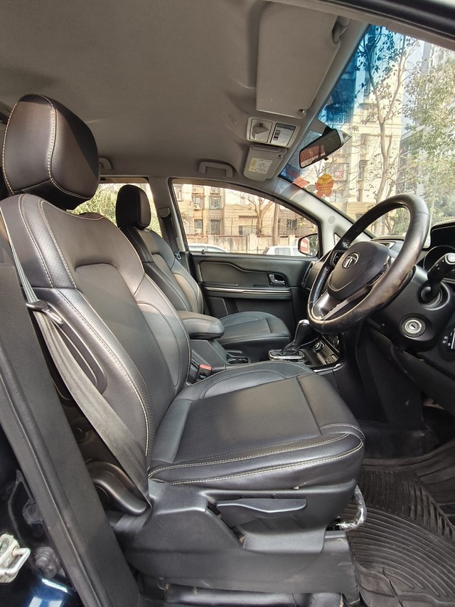 Second-hand 2018 Tata Hexa XTA for sale in Mumbai-19