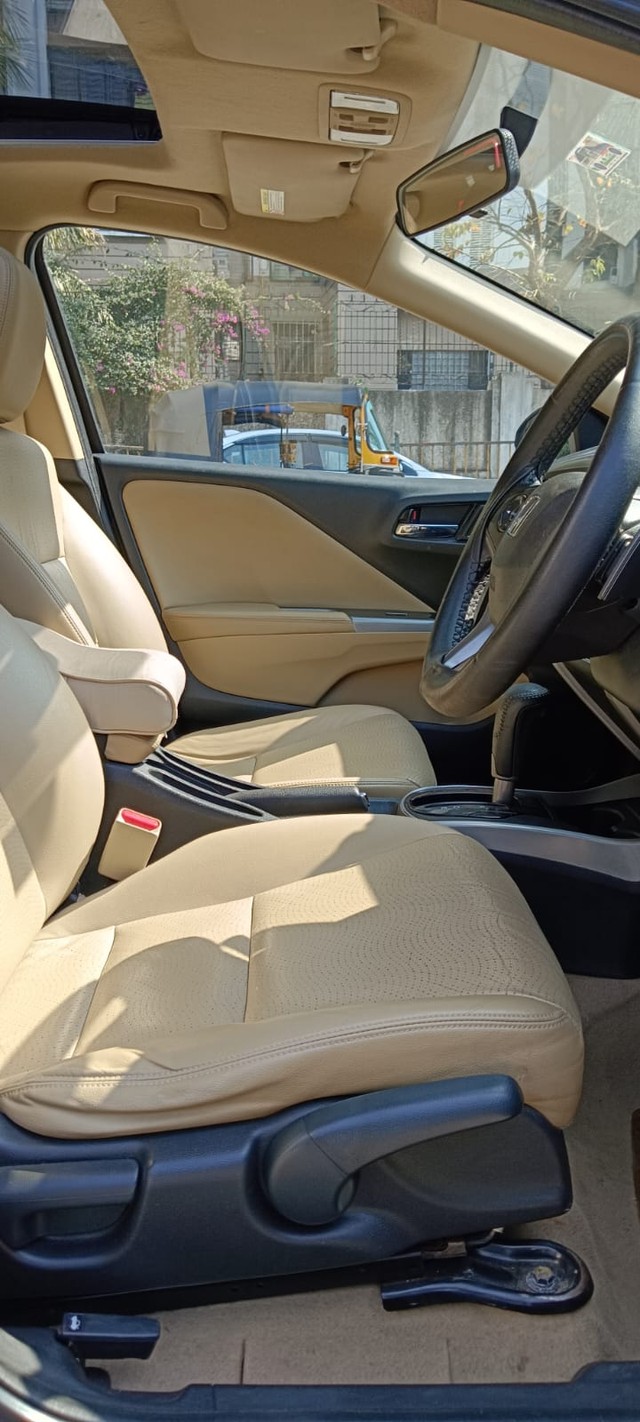 Second-hand 2016 Honda City i VTEC CVT VX for sale in Mumbai-11