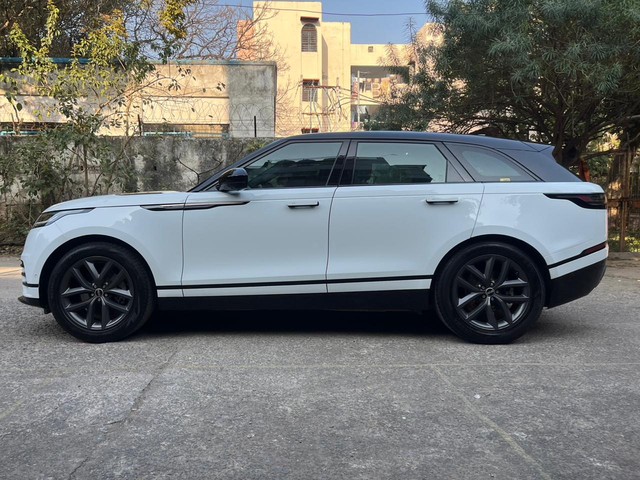 Second-hand 2023 Land Rover Range Rover Velar Dynamic HSE for sale in New Delhi-3