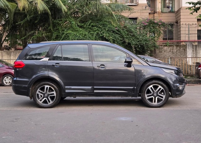Second-hand 2017 Tata Hexa XTA for sale in Mumbai-1