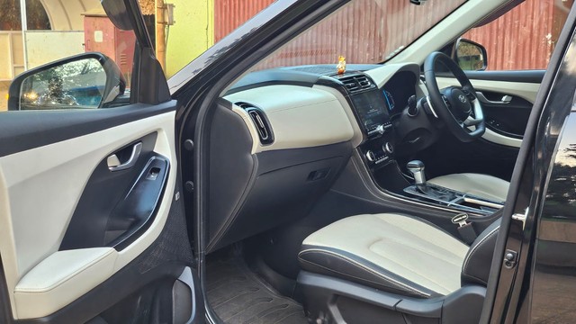 Second-hand 2023 Hyundai Creta SX IVT for sale in Thane-24