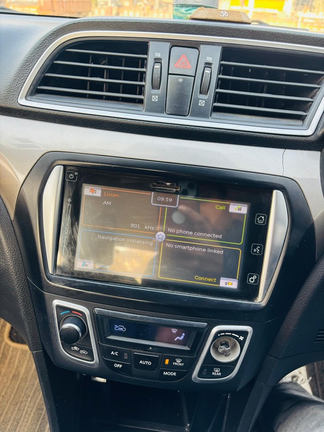 Maruti Suzuki Ciaz ZDi Plus SHVS Second-hand 2016 Maruti Suzuki Ciaz ZDi Plus SHVS for sale in Lucknow-10