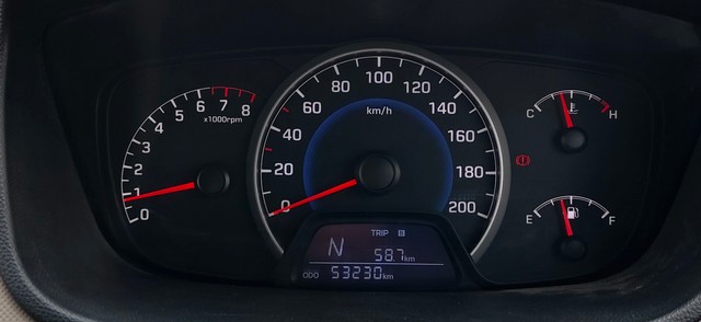 Second-hand 2014 Hyundai Grand i10 Asta for sale in Pune-7