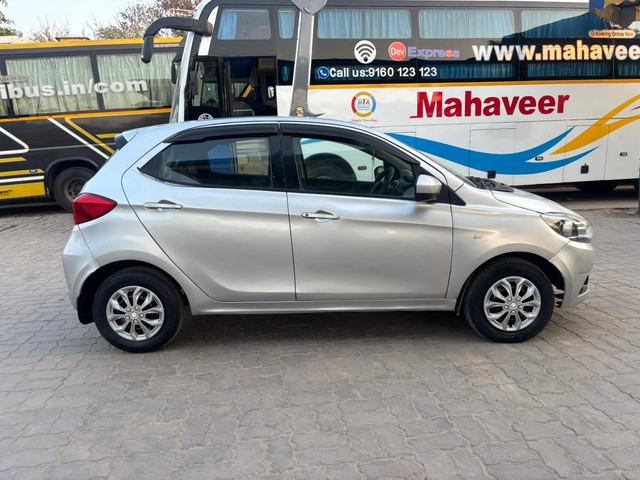 Second-hand 2016 Tata Tiago 1.05 Revotorq XE for sale in Lucknow-7