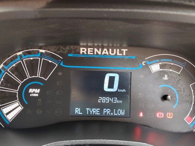 Renault KWID 1.0 RXT BSVI Second-hand 2023 Renault KWID 1.0 RXT BSVI for sale in Kolkata-6