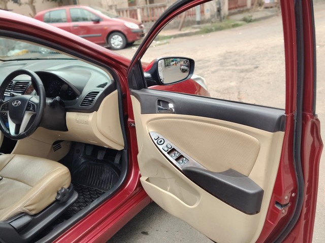 Second-hand 2014 Hyundai Verna 1.6 SX VTVT (O) for sale in Kolkata-14