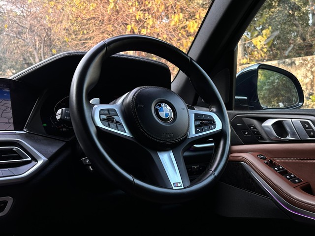 Second-hand 2023 BMW X5 xDrive 40i M Sport for sale in New Delhi-23
