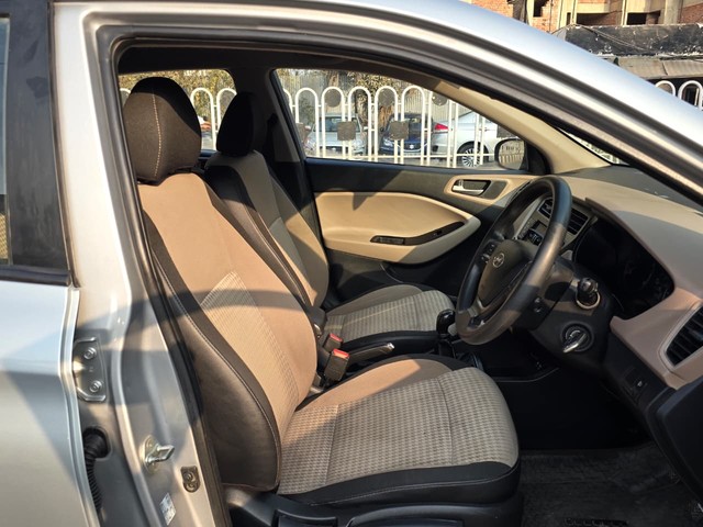 Second-hand 2021 Hyundai i20 Sportz BSVI for sale in Lucknow-10