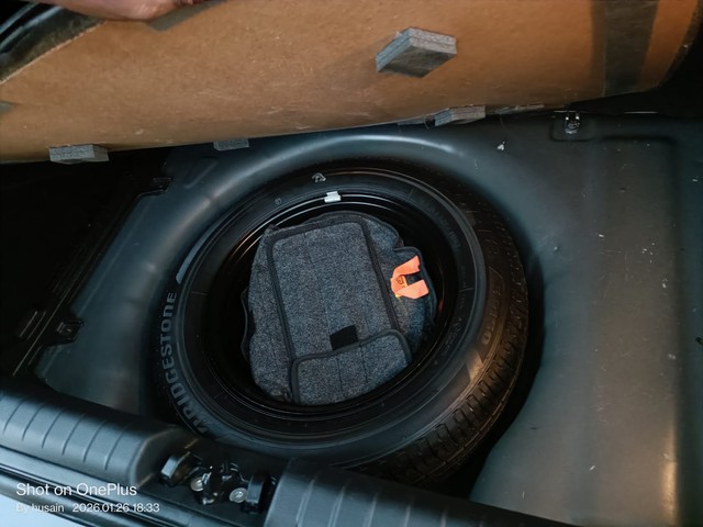 Second-hand 2024 Hyundai i20 Asta for sale in Mumbai-5