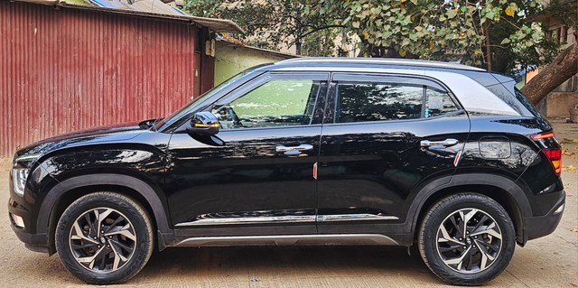 Second-hand 2023 Hyundai Creta SX IVT for sale in Thane-2