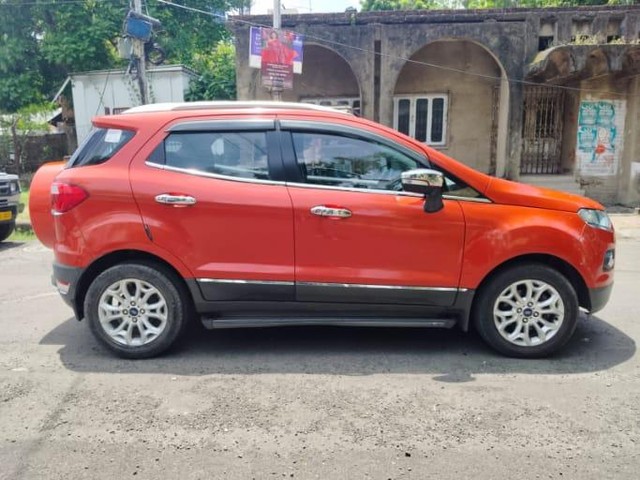 Second-hand 2017 Ford Ecosport 1.5 Petrol Titanium BSIV for sale in Kolkata-1