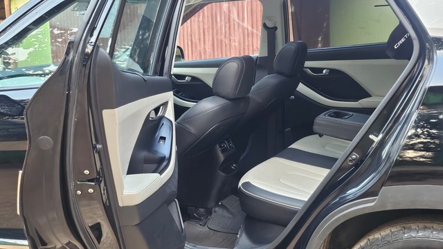 Second-hand 2023 Hyundai Creta SX IVT for sale in Thane-27