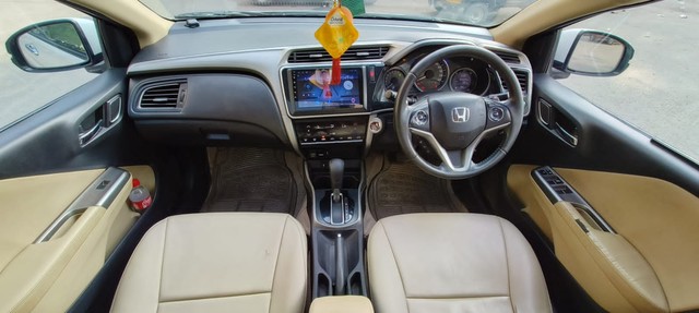 Second-hand 2017 Honda City i VTEC VX for sale in Mumbai-12