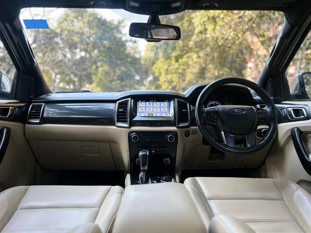 Second-hand 2019 Ford Endeavour 3.2 Titanium AT 4X4 for sale in New Delhi-18