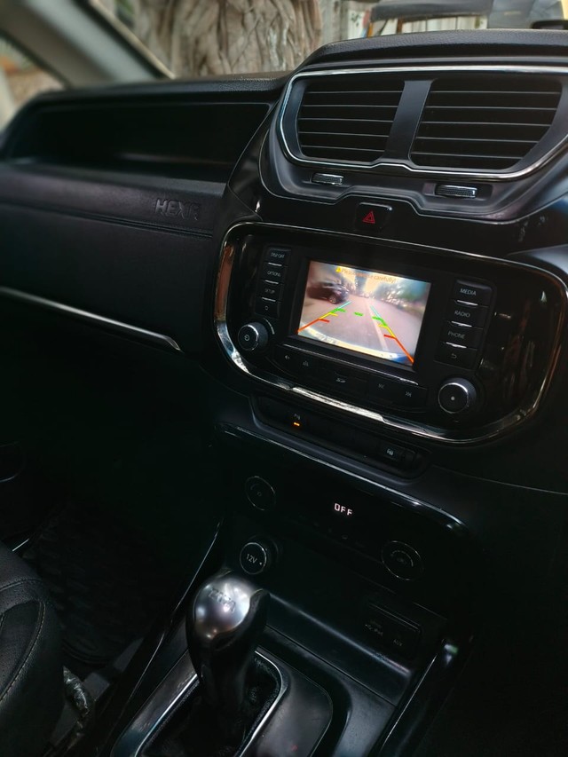 Second-hand 2017 Tata Hexa XM for sale in Mumbai-17