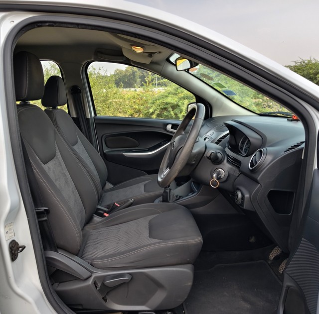 Ford Figo 1.2P Titanium MT Second-hand 2018 Ford Figo 1.2P Titanium MT for sale in Pune-6