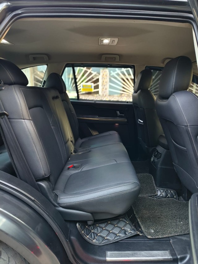 Second-hand 2017 Tata Hexa XM for sale in Mumbai-12