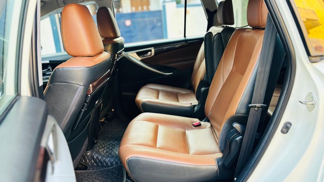 Toyota Innova Crysta 2.4 ZX 7 STR AT Second-hand 2021 Toyota Innova Crysta 2.4 ZX 7 STR AT for sale in Hyderabad-6