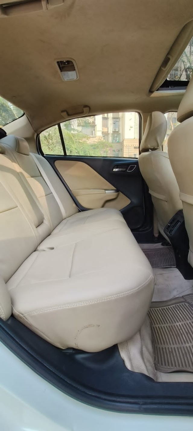 Second-hand 2017 Honda City i VTEC VX for sale in Mumbai-19