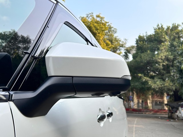 Second-hand 2024 Toyota Vellfire VIP Executive Lounge for sale in New Delhi-13