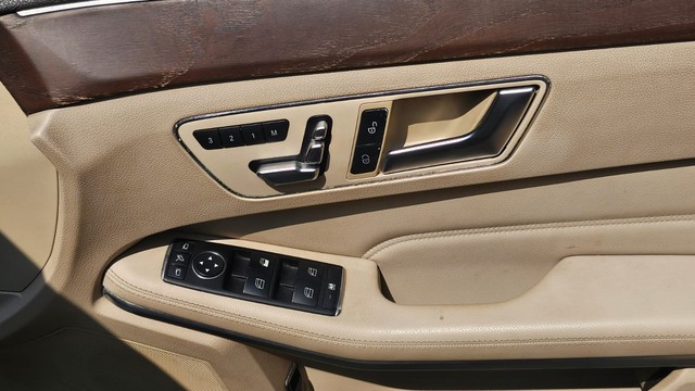 Second-hand 2016 Mercedes-Benz E-Class E250 CDI Avantgarde for sale in Thane-13