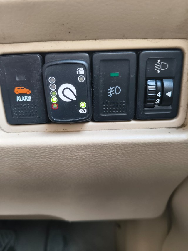 Second-hand 2015 Maruti Ertiga VXI for sale in Mumbai-16