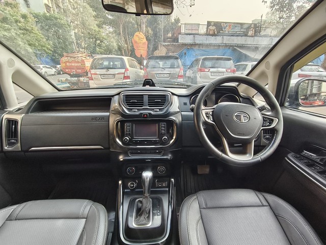 Second-hand 2018 Tata Hexa XTA for sale in Mumbai-23