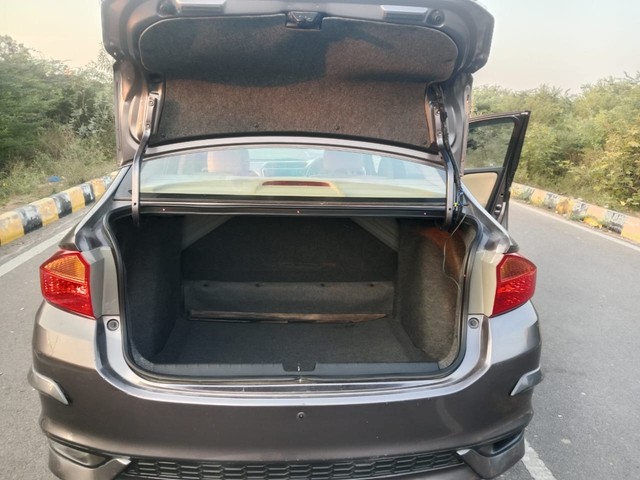 Second-hand 2017 Honda City i VTEC VX for sale in Hyderabad-2