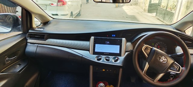 Second-hand 2016 Toyota Innova 2.5 G (Diesel) 7 Seater BS IV for sale in Patna-5