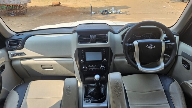 Second-hand 2016 Mahindra Scorpio S10 7 Seater 2WD for sale in Thane-22