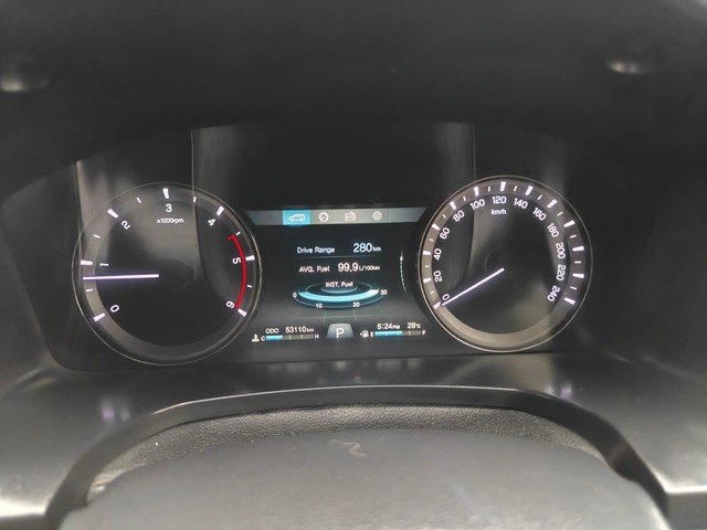 Second-hand 2021 Mahindra Alturas G4 4X2 AT for sale in Mumbai-10