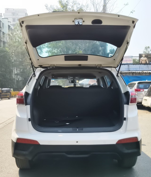 Second-hand 2016 Hyundai Creta 1.6 VTVT E Plus for sale in Mumbai-8