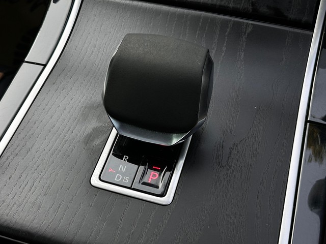 Second-hand 2023 Land Rover Range Rover Velar Dynamic HSE for sale in New Delhi-20