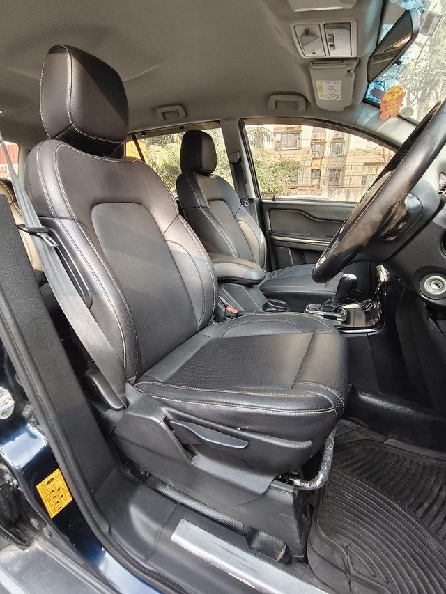 Second-hand 2018 Tata Hexa XTA for sale in Mumbai-15