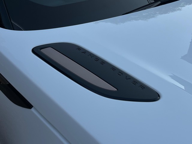 Second-hand 2023 Land Rover Range Rover Velar Dynamic HSE for sale in New Delhi-22