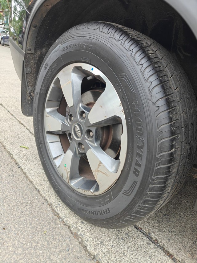 Second-hand 2021 Mahindra Alturas G4 4X2 AT for sale in Mumbai-6