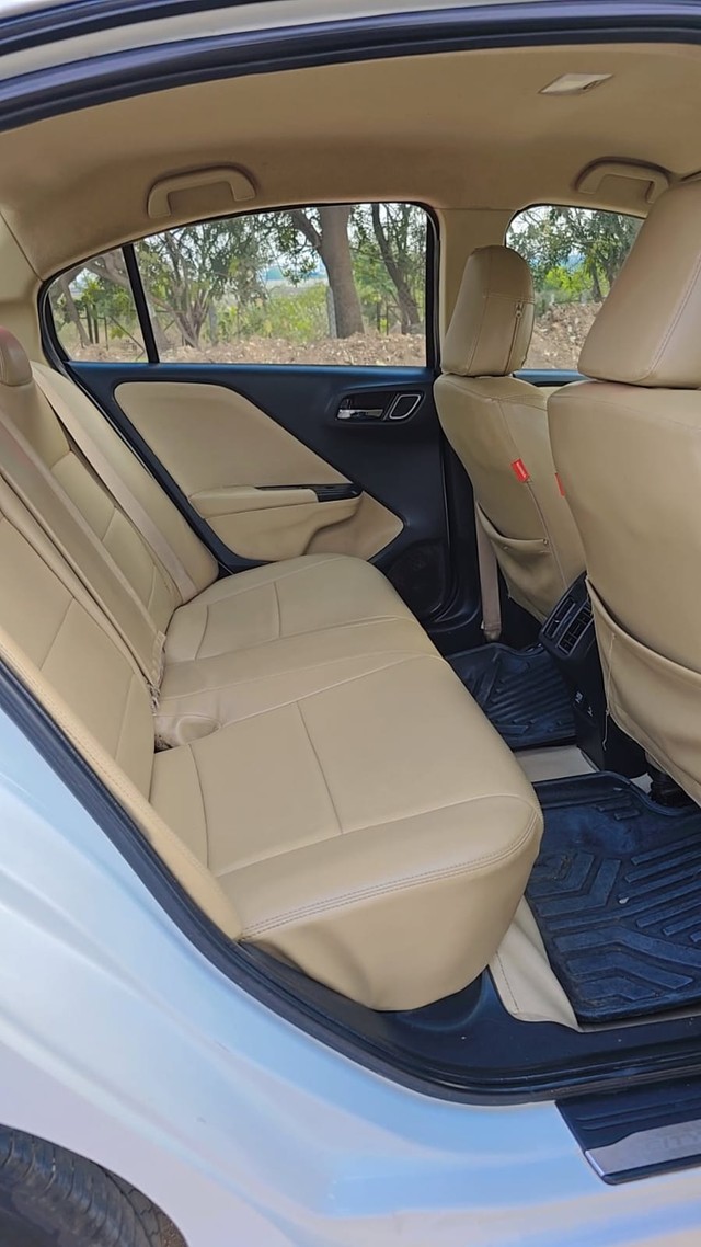 Honda City i-VTEC V Second-hand 2018 Honda City i-VTEC V for sale in Hyderabad-8