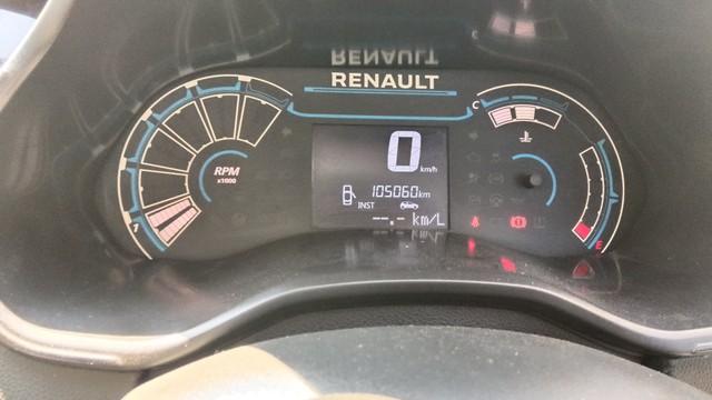 Second-hand 2022 Renault Triber RXT BSVI for sale in Madurai-8