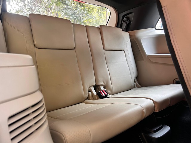 Second-hand 2019 Ford Endeavour 3.2 Titanium AT 4X4 for sale in New Delhi-11