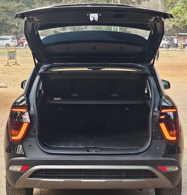 Second-hand 2023 Hyundai Creta SX IVT for sale in Thane-19