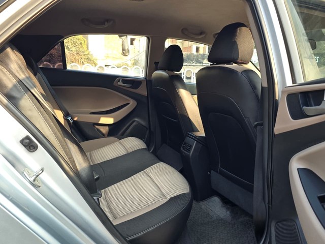 Second-hand 2021 Hyundai i20 Sportz BSVI for sale in Lucknow-7