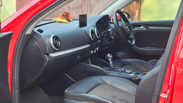 Second-hand 2015 Audi A3 35 TDI Attraction for sale in Thane-28