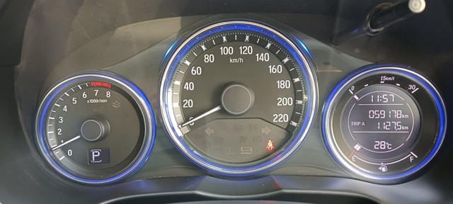 Second-hand 2016 Honda City i VTEC CVT VX for sale in Mumbai-17